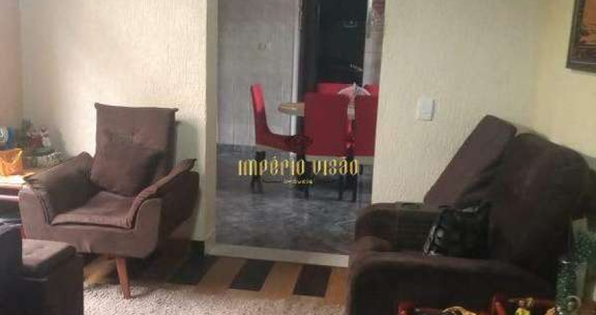 Casa grande à venda com ótima localização para área comercial na Vila Amorim - Suzano-SP