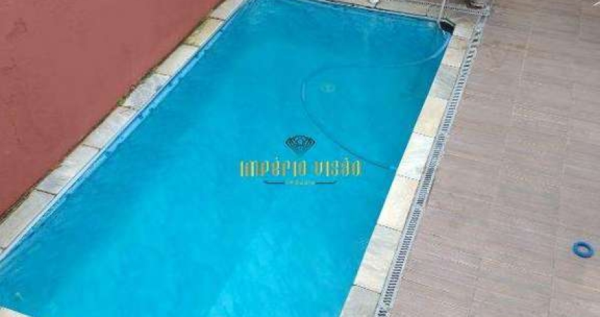 Sobrado à venda com 1 Dormitório, Piscina, Sauna e Salão de Festas no bairro Jardim Saúde - Suzano - SP