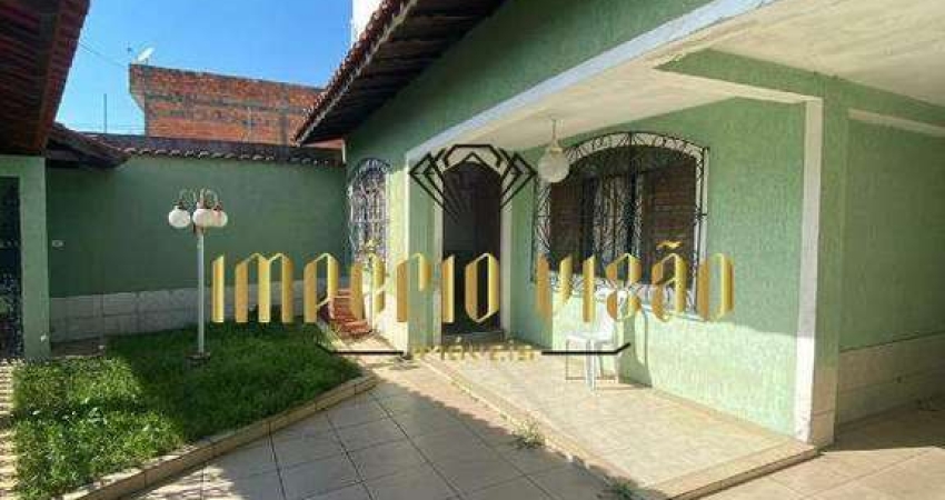 Casa com 3 quartos à venda na Rua Martini, Vila Acoreana, Poá