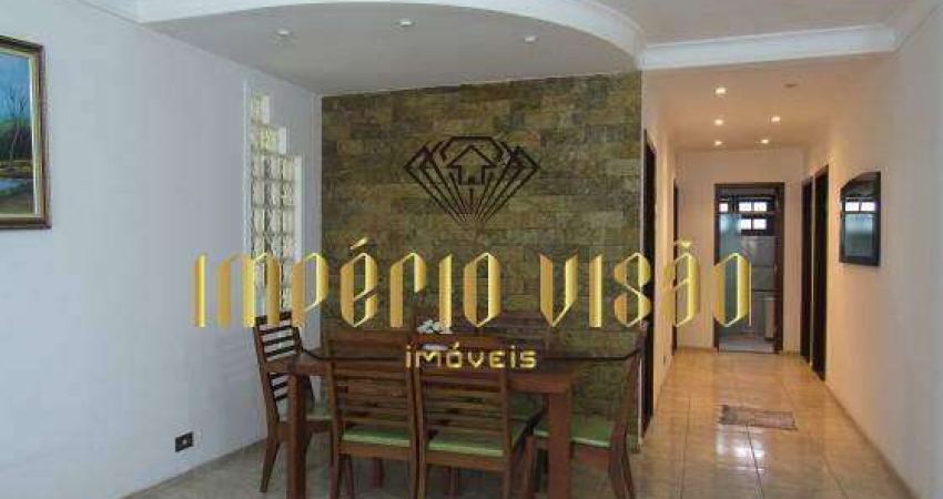 Casa à venda com 3 Dormitórios, sendo 1 Suíte, Churrasqueira e 4 Vagas de garagem no bairro Jardim Modelo - Suzano-SP.