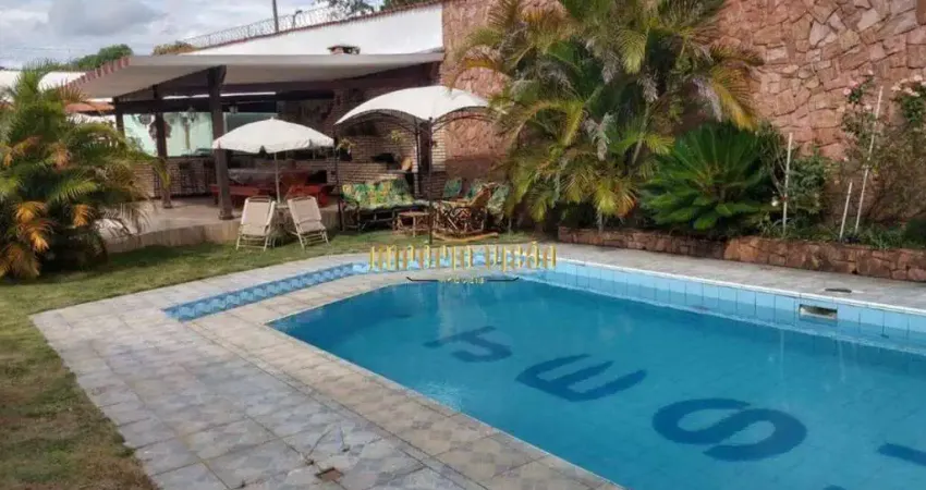 Casa 3 Dormitórios sendo 2 Suítes para Locação na Vila Aurea Póa