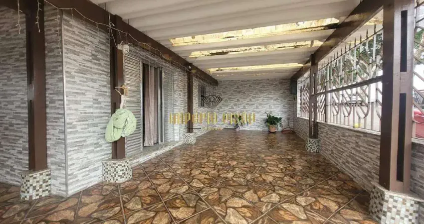 Casa com 3 quartos à venda na Rua Santana, Vila Figueira, Suzano