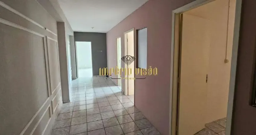 Sala comercial com 3 salas e 1 banheiro privativo, 2° andar sem elevador no centro de suzano/sp