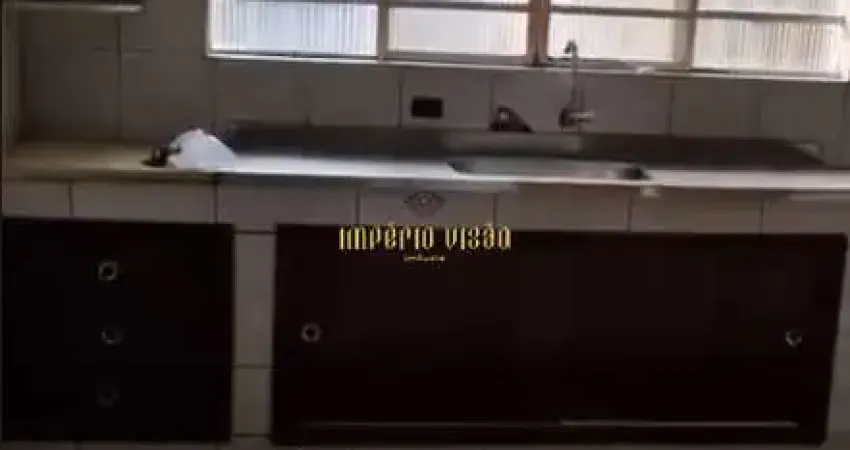 Sobrado para locação de 5 dormitórios e 4 garagens cobertas e um viveiro em ferraz de vasconcelos-sp