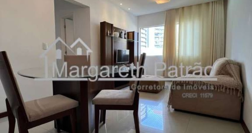 Apartamento de 3 quartos,  reformado ao lado do Shopping Salvador.