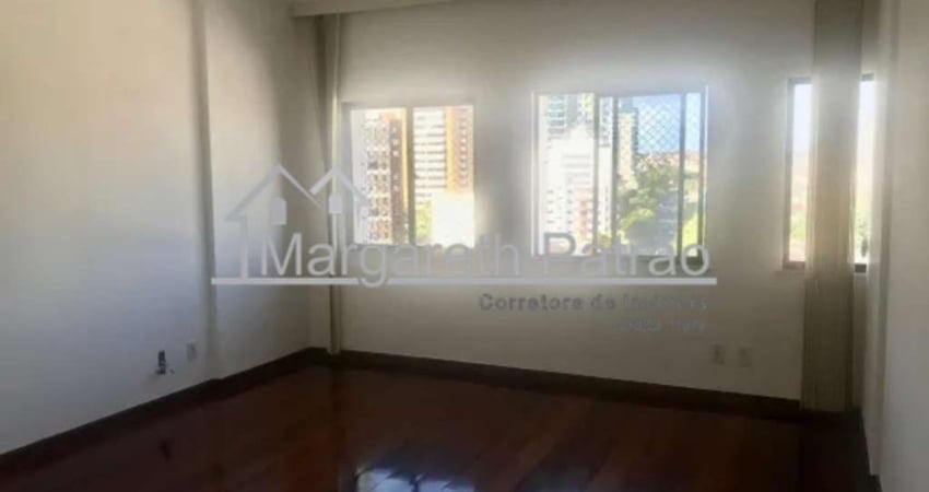 Aluguel de apartamento 3 quartos sendo 2 suítes no Caminho das Árvores.