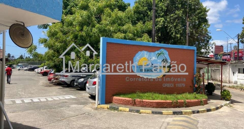 Apartamento 03 quartos no Condominio Ipitanga.