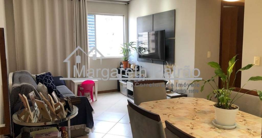 Apartamento de 3 quartos, totalmente reformado e pronto para morar ao lado do Shopping Salvador.
