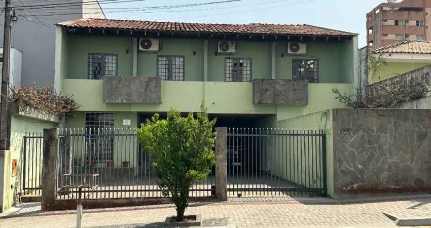 Incrível sobrado próximo a Av Tiradentes com 4 dormitórios e 5 vagas