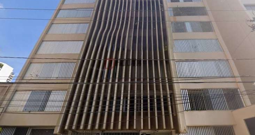 Amplo Apartamento de 280m² no Edifício Aquarius
