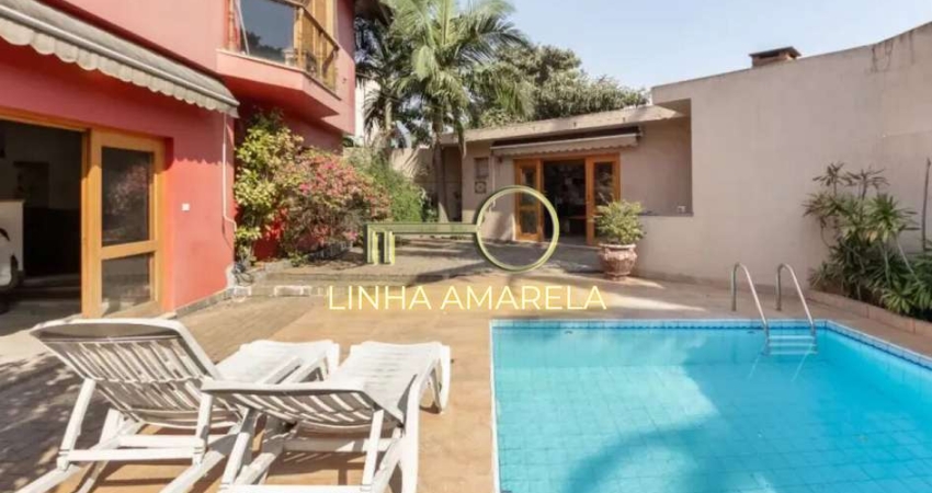 Sobrado no Butantã  com 4 Suítes à Venda, 367 m² por R$ 2.500.000