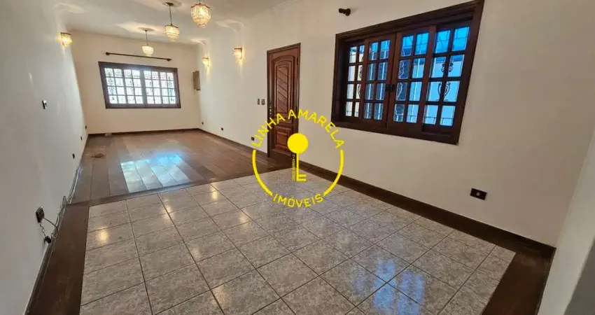 Oportunidade! Sobrado com 3 suítes entre metrô São Paulo-Morumbi e Vila Sonia