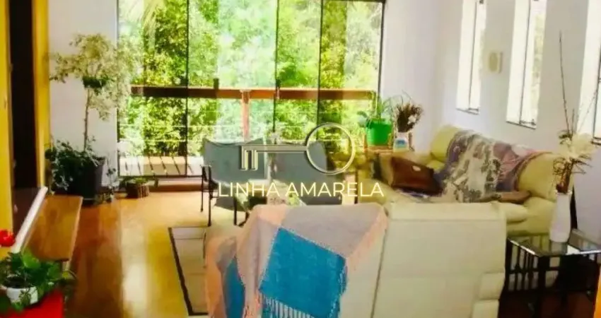 Ampla casa com área de lazer completa no parque dos príncipes.