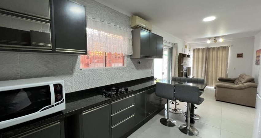 Casa para Venda em Florianópolis, São João do Rio Vermelho, 2 dormitórios, 1 suíte, 2 banheiros, 2 vagas
