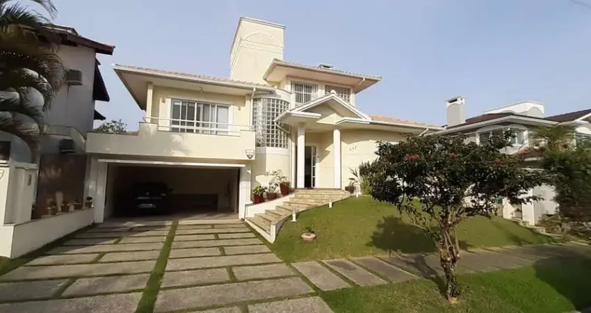 Casa Alto Padrão para Venda em Florianópolis, Jurerê, 4 dormitórios, 4 suítes, 6 banheiros, 2 vagas