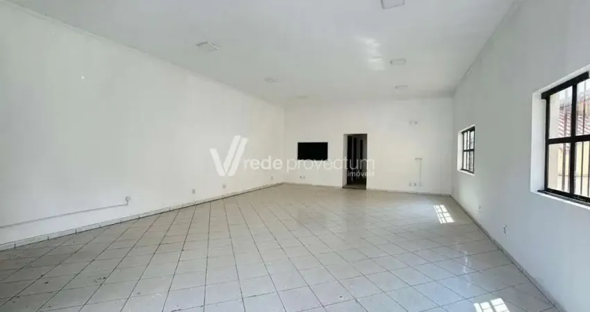 Casa comercial à venda no Jardim Maria Rosa, Valinhos 