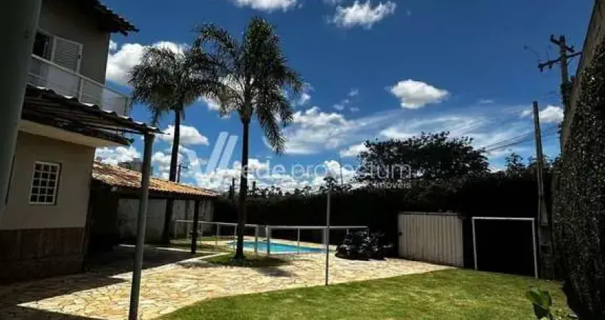 Casa com 3 quartos à venda na Rua Rubens Trefiglio, 667, Vila Nogueira, Campinas