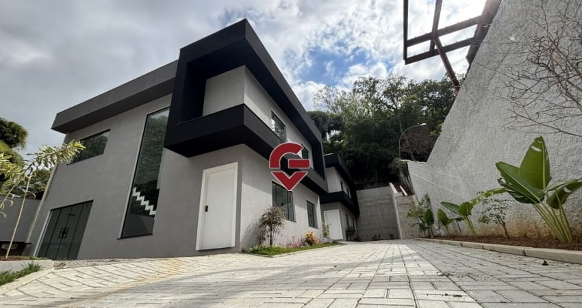 Casa condomínio exclusivo na Freguesia – 150m², 4Q (3 suítes), Alto Padrão!