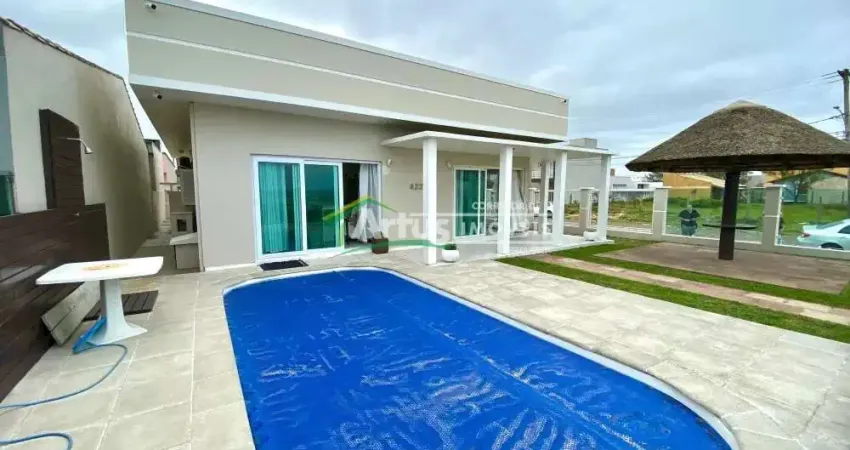 LINDA CASA NA BEIRA MAR DE IMBÉ