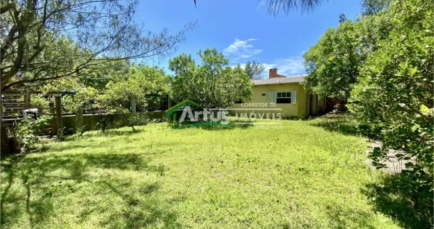 CASA PERTO DO CENTRINHO DE NOVA TRAMANDAÍ