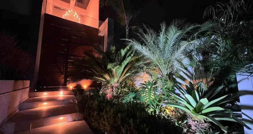 Casa para Venda em Nova Iguaçu, centro, 6 dormitórios, 2 suítes, 7 banheiros, 4 vagas