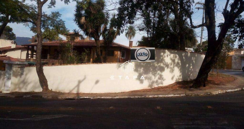 Casa com 3 dormitórios à venda, 300 m² por R$ 1.600.000,00 - Jardim Paulista - Atibaia/SP