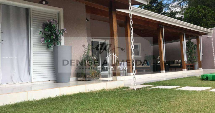 Casa com 3 dormitórios à venda, 245 m² por R$ 1.600.000 - Jardim Estância Brasil - Atibaia/SP