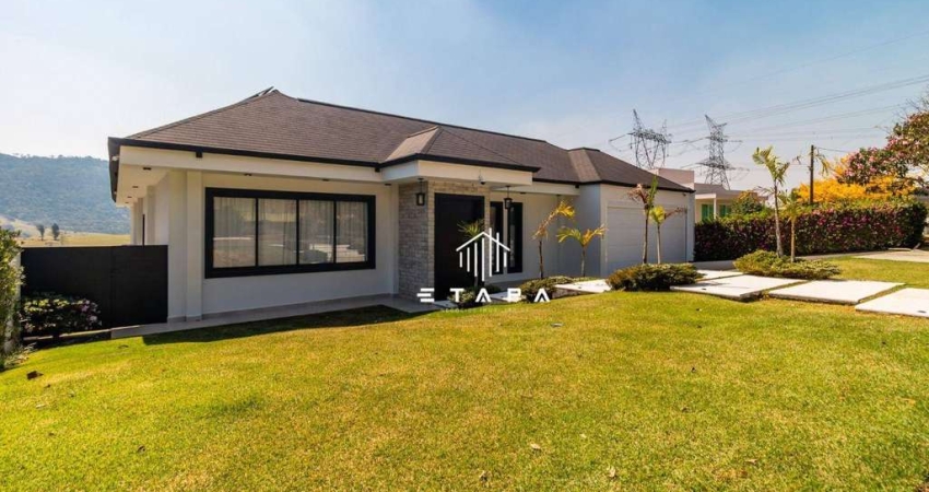 Casa com 3 dormitórios à venda, 296 m² por R$ 3.300.000,00 - Fazenda Santana I - Atibaia/SP