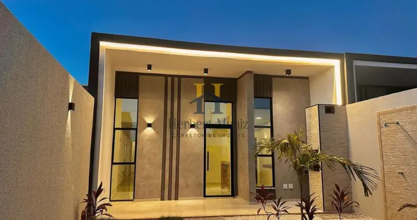 Casa Plana com Terreno Amplo, 3 quartos sendo 2 Suítes - Varanda Gourmet e Infraestrutura para Energia Solar!