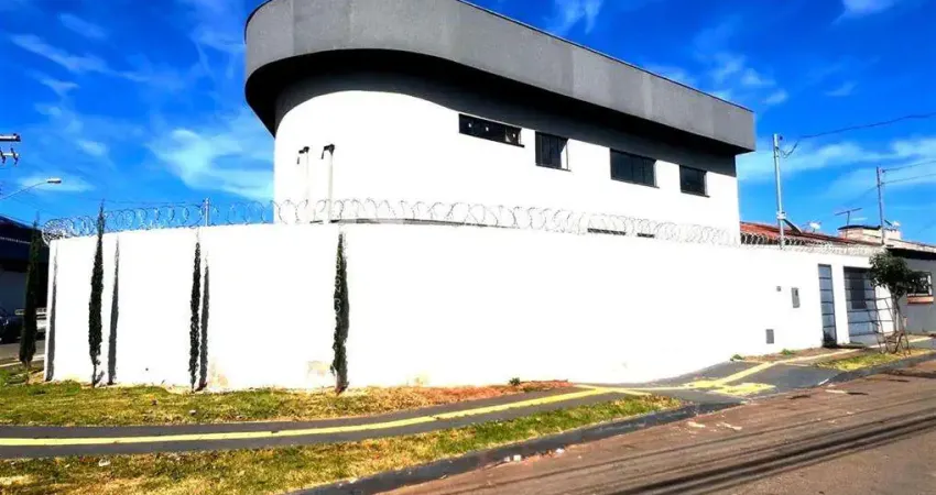 Sobrado residencial de luxo - Residencial Canadá - NUNCA HABITADO