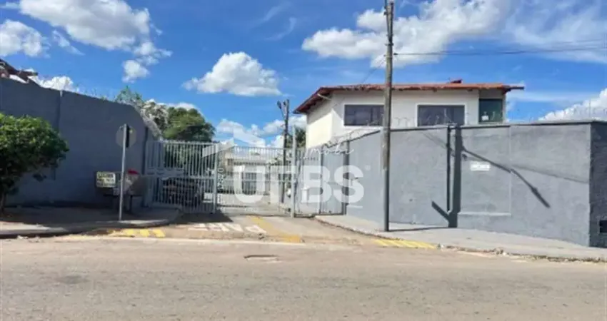 0 - Casa de Condomínio 4 quartos, sendo 3 suítes