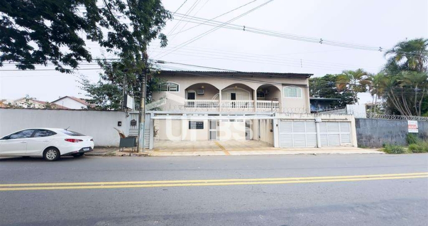 SOBRADO COMERCIAL - RUA 115 - EXCELENTE PARA CLINICAS E ESCRITORIOS DE ALTO PADRÃO