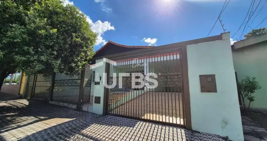 0 - Casa 4 quartos, sendo 4 suítes