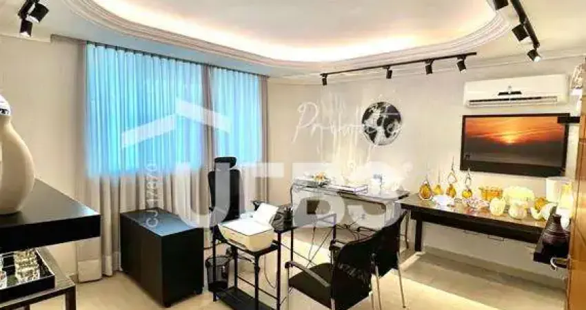 Excelente casa pra quem busca conforto e privacidade  com 3 quartos, sendo 1 suíte, 2 cozinhas e uma ampla área de lazer.