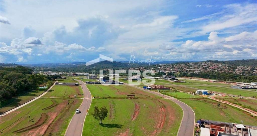 Terreno à venda na Rua CS1, Parque Cidade, Goiânia