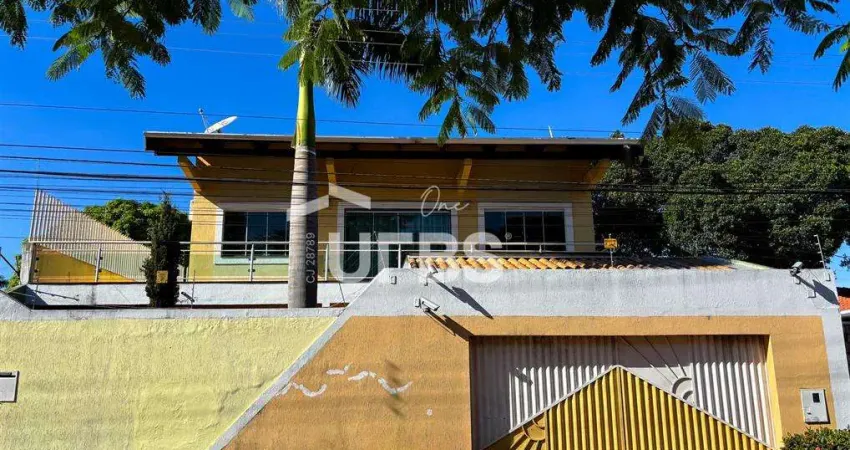VENDO CASA SOBRADO - ST.JAÓ