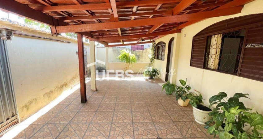 Casa com 3 quartos à venda na Rua Guayana, Parque Amazônia, Goiânia