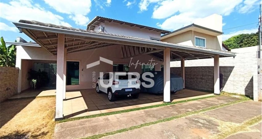 Casa em condomínio fechado com 5 quartos à venda na Rua do Cavalo Marinho, Jardim Atlântico, Goiânia
