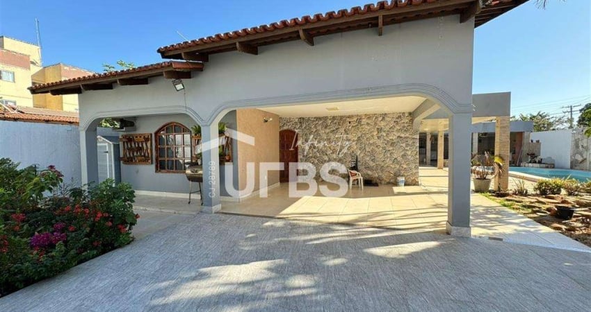0 - Casa 5 quartos, sendo 3 suítes