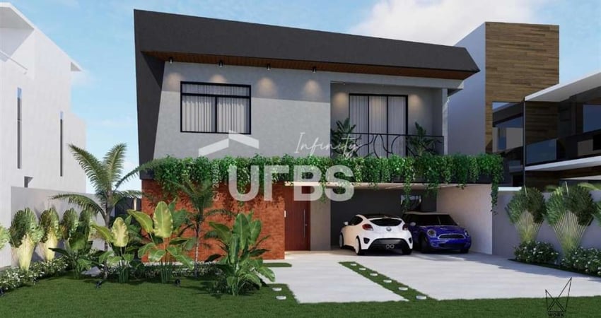 Sobrado de 280m² de área privativa e terreno de 312m²