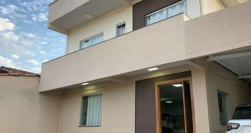 Casa com 4 quartos à venda na Avenida Totó Bueno, S/N, Jardim Balneário Meia Ponte, Goiânia