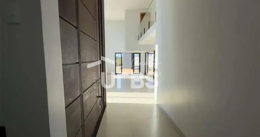 Casa com 5 quartos à venda na Rua GGC30, Residencial Goiânia Golfe Clube, Goiânia