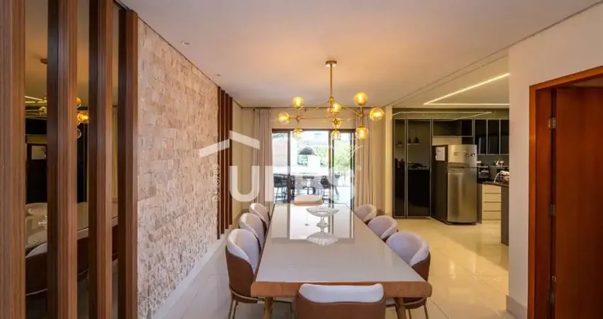 Casa em condomínio fechado com 4 quartos à venda na Rua SB 28, Loteamento Portal do Sol II, Goiânia