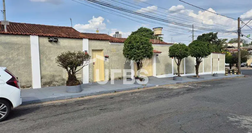Casa com 4 quartos à venda na Avenida Capim Puba, 22, Setor Marechal Rondon, Goiânia
