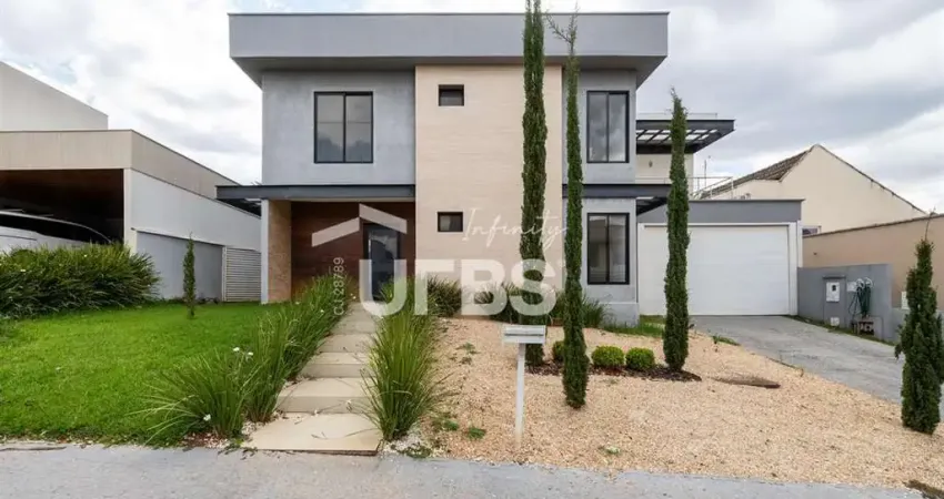 Casa em condomínio fechado com 5 quartos à venda na Rua B4, Jardins Paris, Goiânia