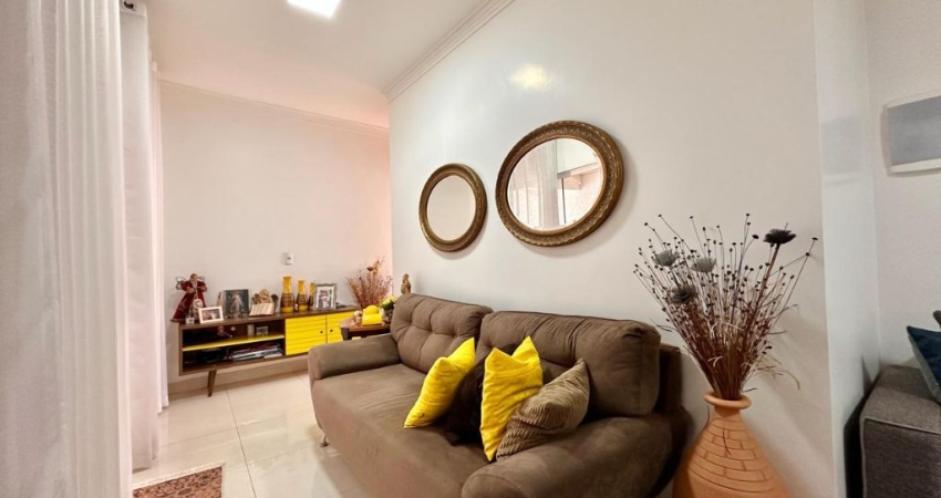 Linda casa a venda no Conjunto Vera Cruz II- com 5 Qtos