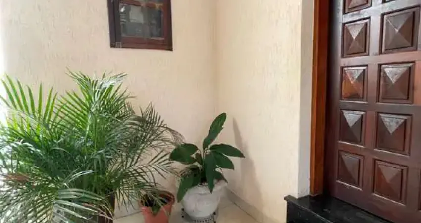 Casa com 3 quartos à venda na Rua Iguape, 8, Jardim Tijuco, Diadema