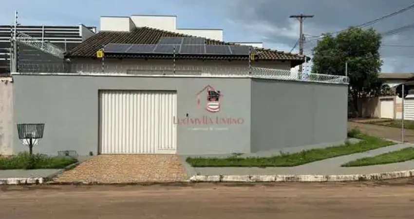 Casa geminada de 3 quartos com energia solar na 604 Norte