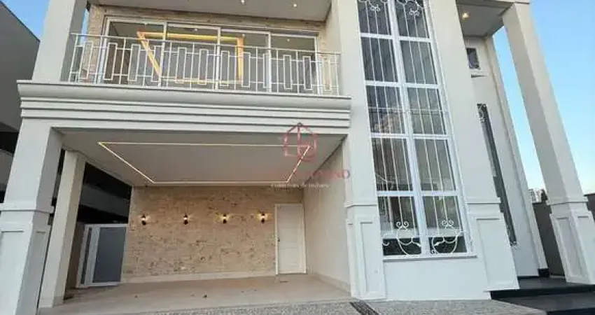 Casa alto padrão com 4 suítes, piscina aquecida, energia solar e automação