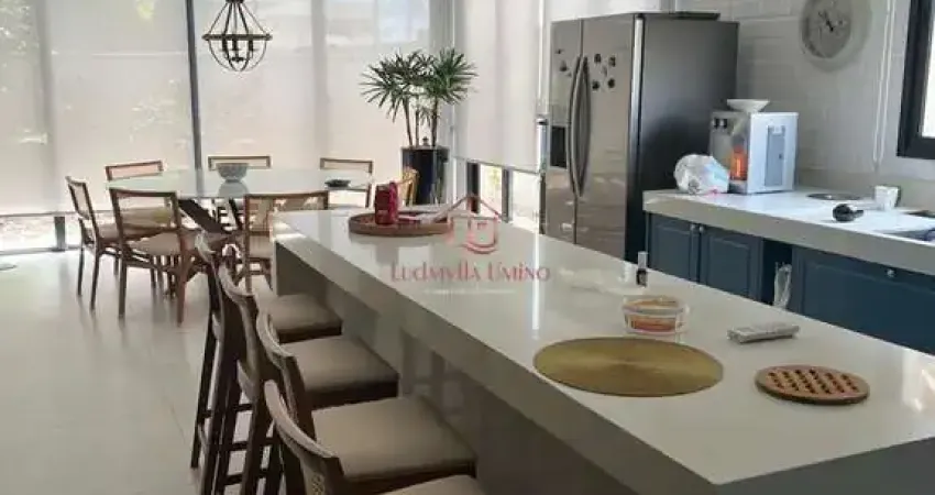 Casa no alphaville com 3 suítes, energia solar e acabamento de alto padrão